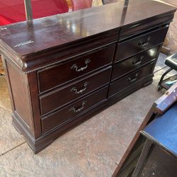 dresser with mirror and dresser for both or best offer