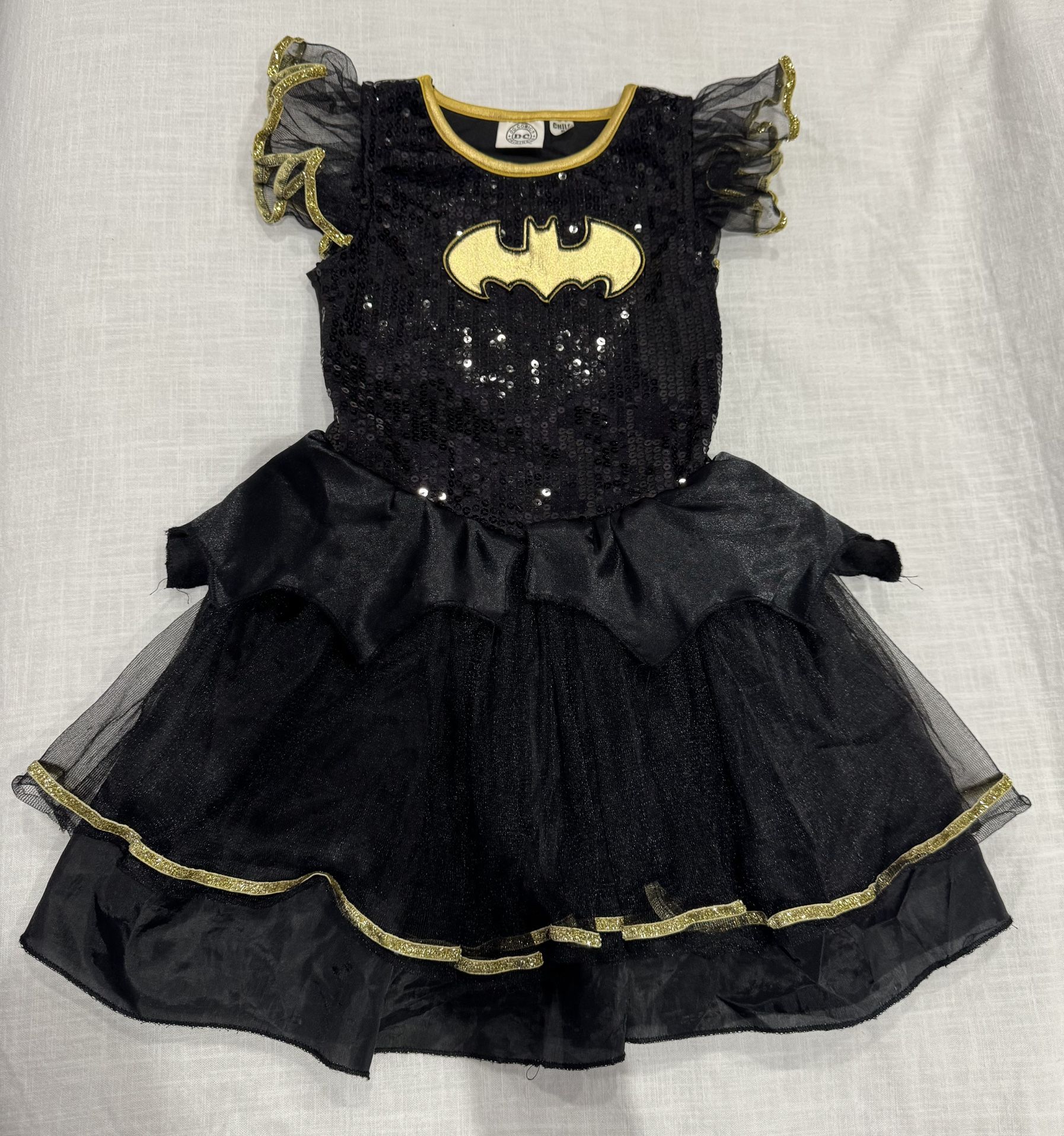 DC Comics Child Size Small Batgirl Tutu Dress Costume with Sequins, Tulle and Satin approx 3 To 5 Year Size