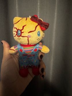 Hello kitty chucky keychain