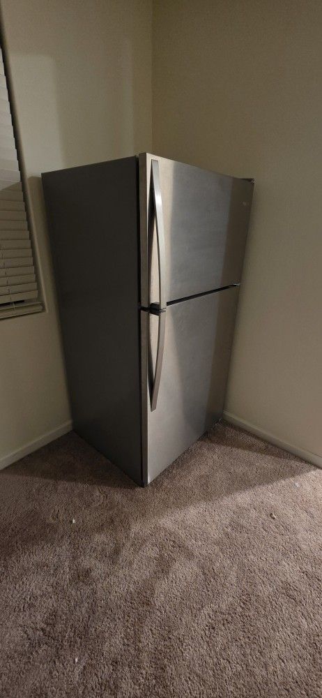 Whirlpool Refrigerator