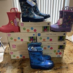 Boots For A BoyS and girls for rain