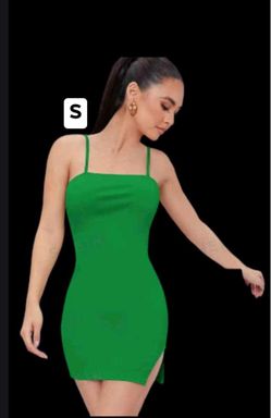 New women’s dress size small