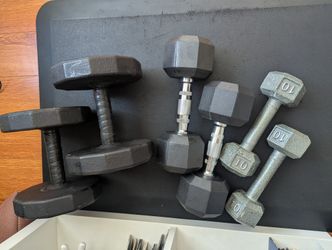 Dumbbell Weights - Six Piece Set! (2x 10 LB, 2x 20 LB, 2x 30 LB)
