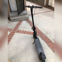 Segway Ninebot Electric Scooter Good Condition – Los Angeles, CA
