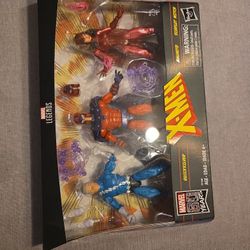 Marvel Legends 3 Pack Magneto Quicksilver Scarlet Witch Family Matters