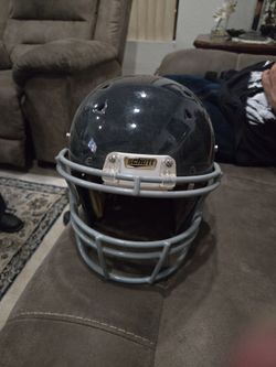 Sucutt XL football helmet
