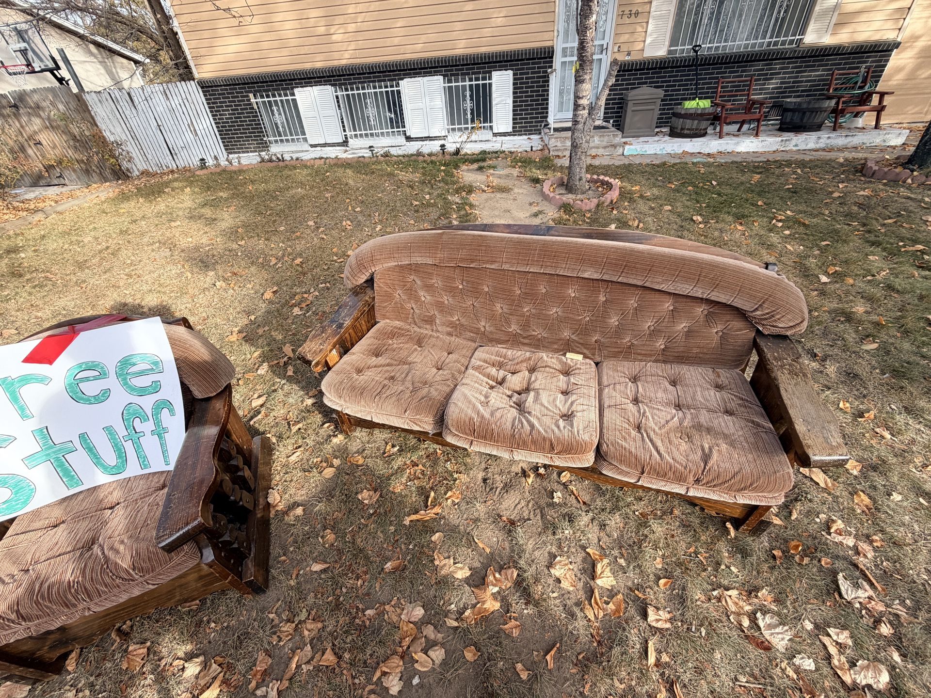 Free Couch And Chaise
