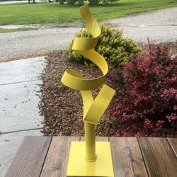 Whirly-Doo 24” Metal Yard Art Sculpture