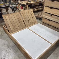 Teak Wood Pool Lounge Chairs – Timeless Outdoor Luxury