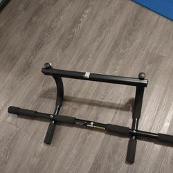 Pull Up Bar
