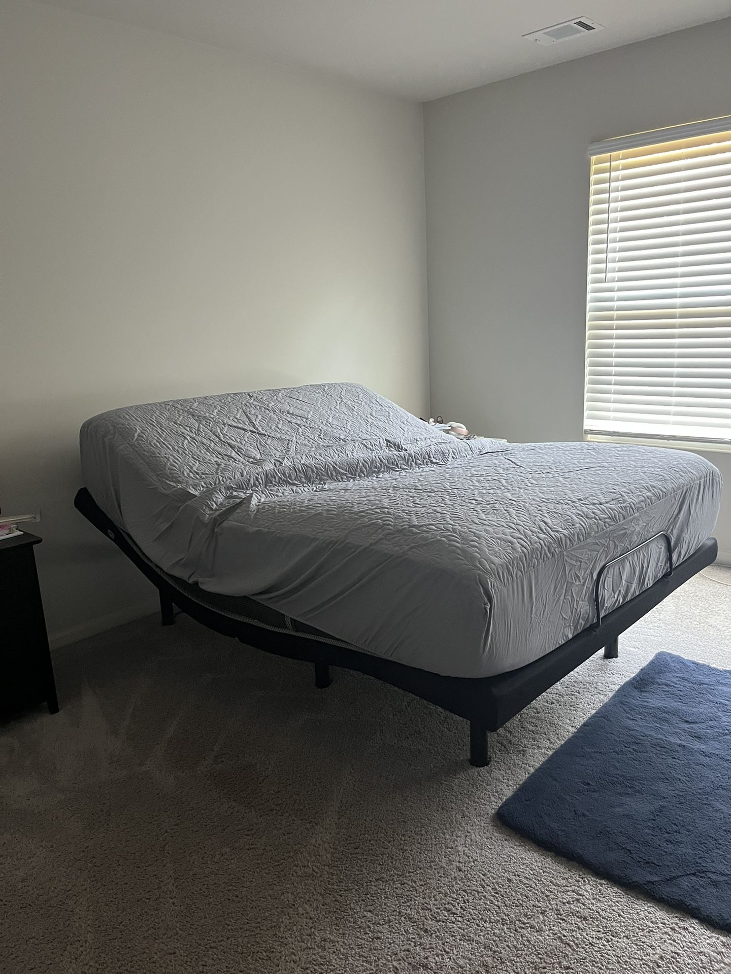 Queen Adjustable Bed Frame