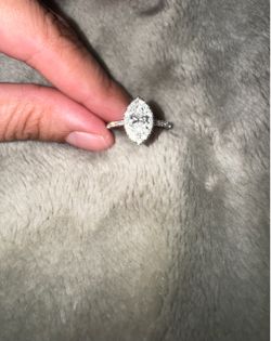 Gold Diamond Ring