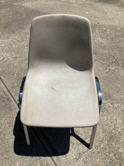 (8) Samsonite Poly Shell Stack Chairs