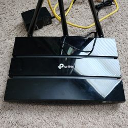 TP Link WiFi Router
