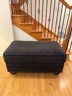 Signature Design by Ashley Tracling Oversized Accent Storage Ottoman in Slate
