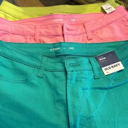 Old Navy Ladies Shorts Size 14 Brand New