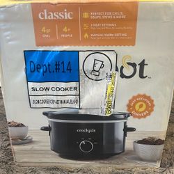 4-Quart Classic Slow Cooker, Black!