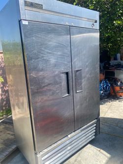 True 2 door Freezer