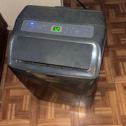 Air Conditioner / Ac