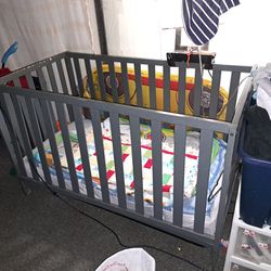 5-n-1 Baby Crib/Toddler Bed 