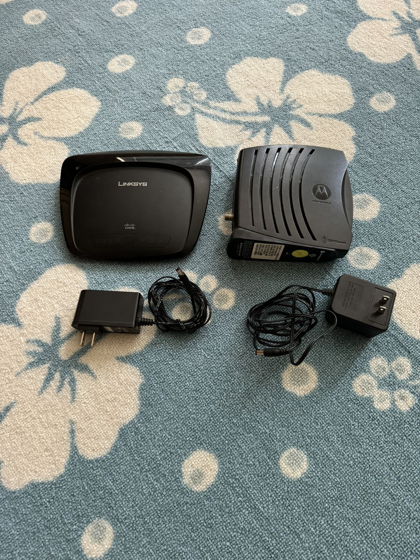 2x Mini Routers