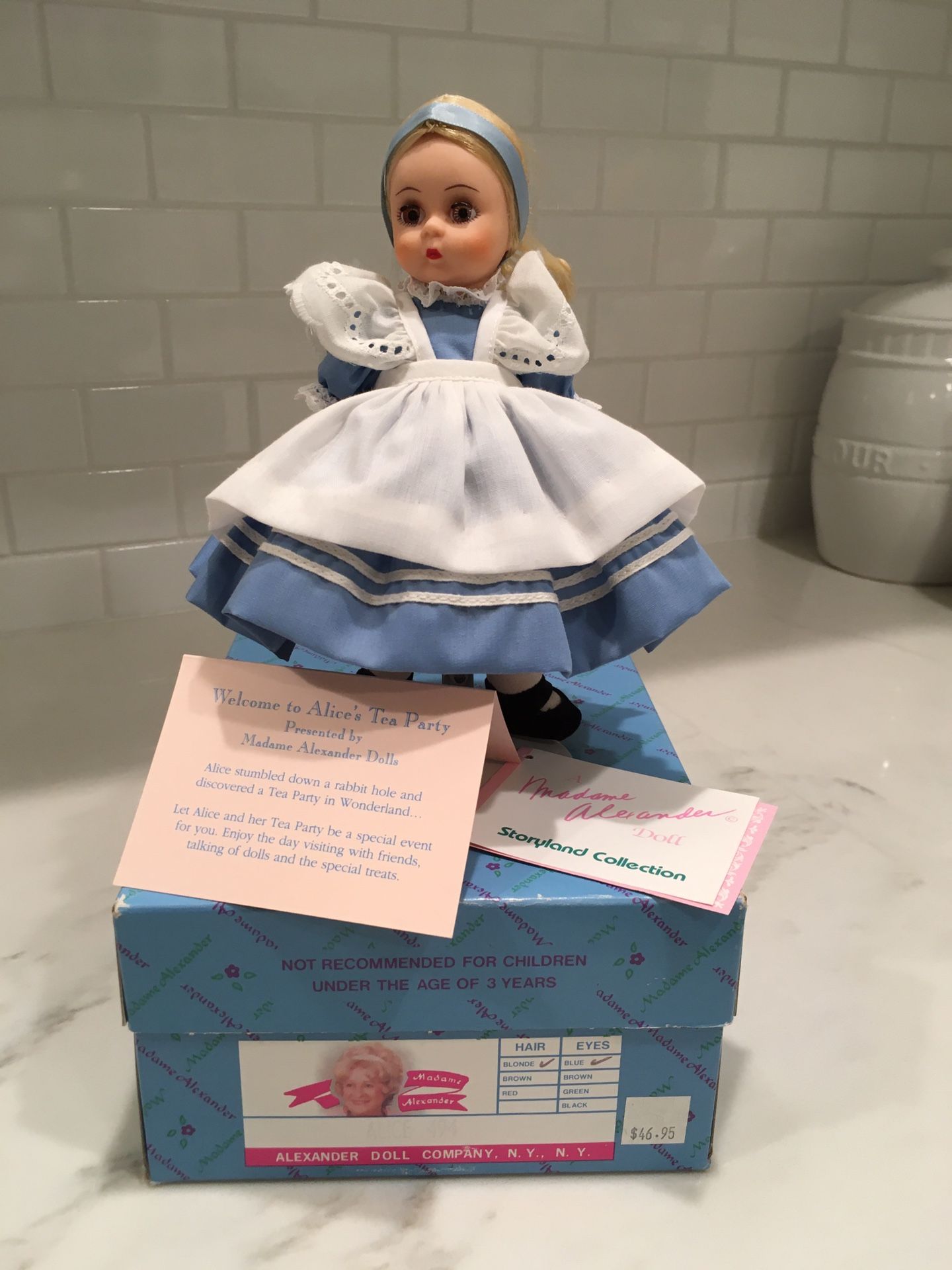 Madam Alexander Doll, Alicevin Wonderland 