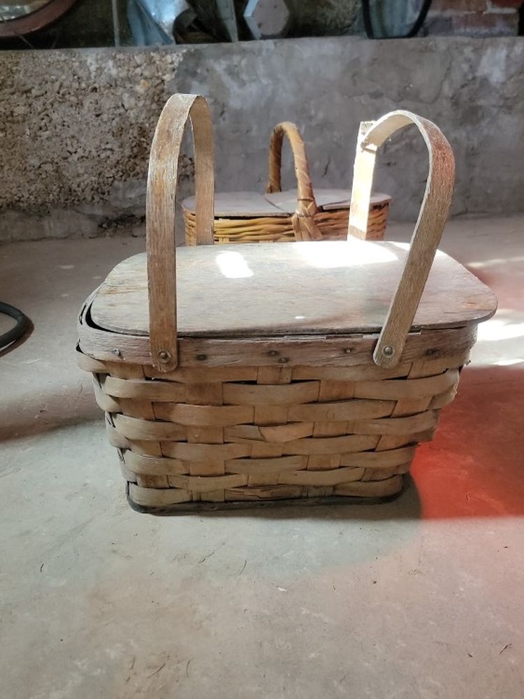 Antique Picnic Basket