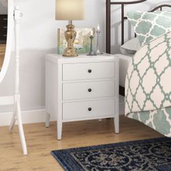 3-drawer nightstand
