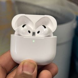 AirPod 4 Active Noise Cancellation 