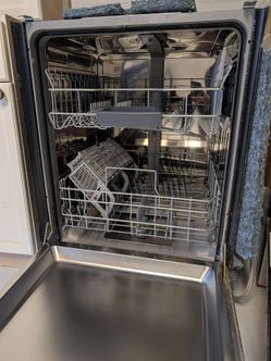Microwave, dishwasher, and stove combo.
