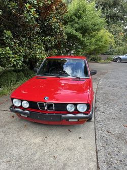BMW E28 1987 535is