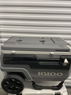IGLOO ICE CHEST