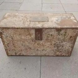 U.S. Naval Charge Box (1937 Year) Antique Classic Vintage