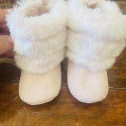 Baby booties/boots-6-9 Months 