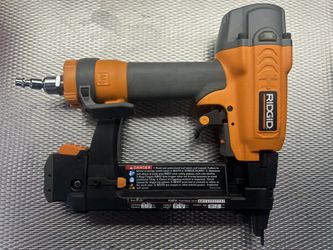 RIDGID Finish Stapler 