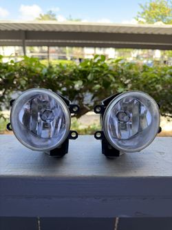 OEM Toyota 4runner Fog Lights (Koito)