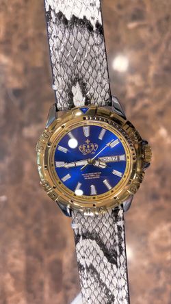 NEW Watch - Enjoy 2 for 1 50% Off 