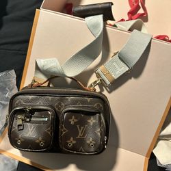 Louis Vuitton Crossbody