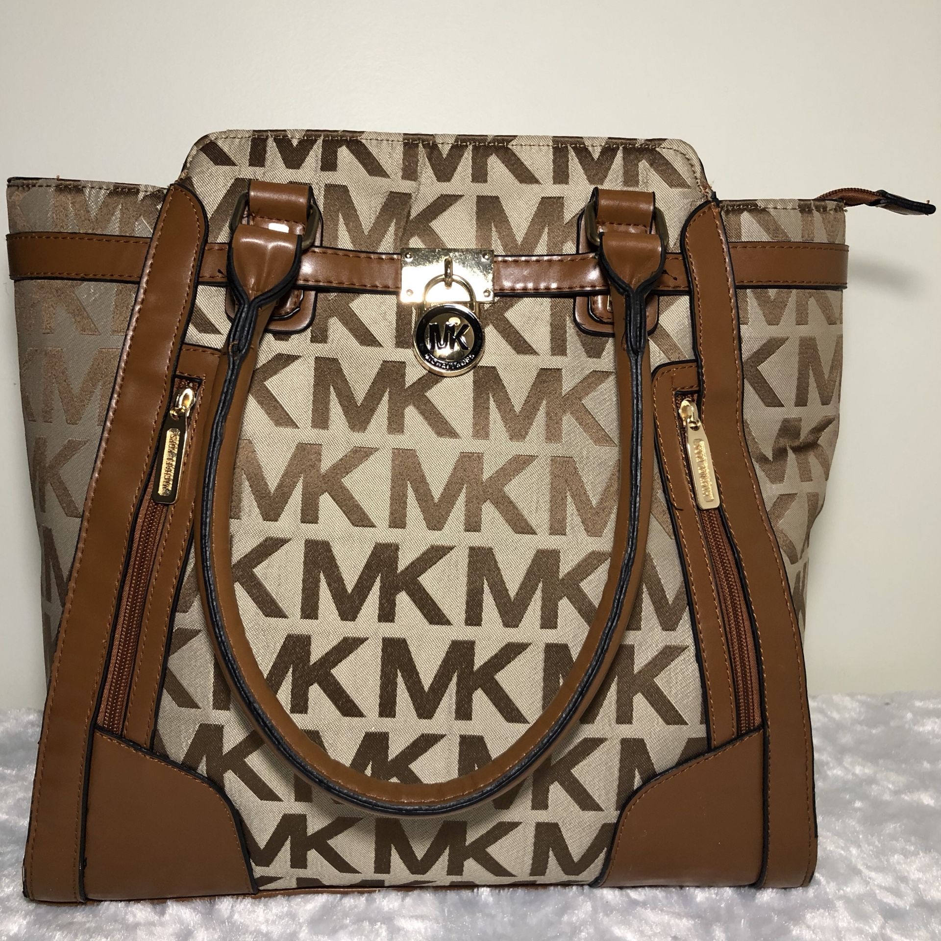 Michael Kors Tote