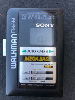 SONY WALKMAN FM/AM MEGA BASS