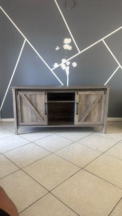 Tv stand For Tv Up To 75’’