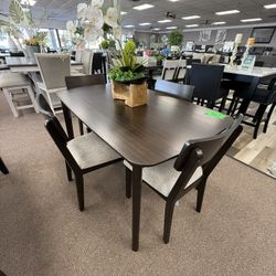 5 Pc Dining Table 