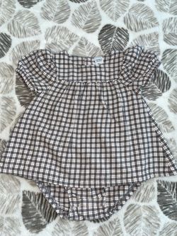 Carter’s 18 Months baby girl dress romper