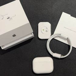 Apple AirPods Pro 2nd Generation 