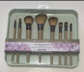 EcoTools Confidence in Bloom 9-Piece Brush Kit – Brand New