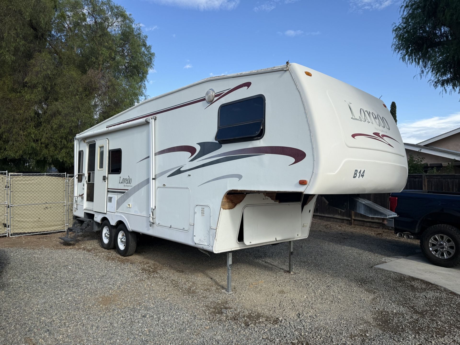 Travel Trailer 