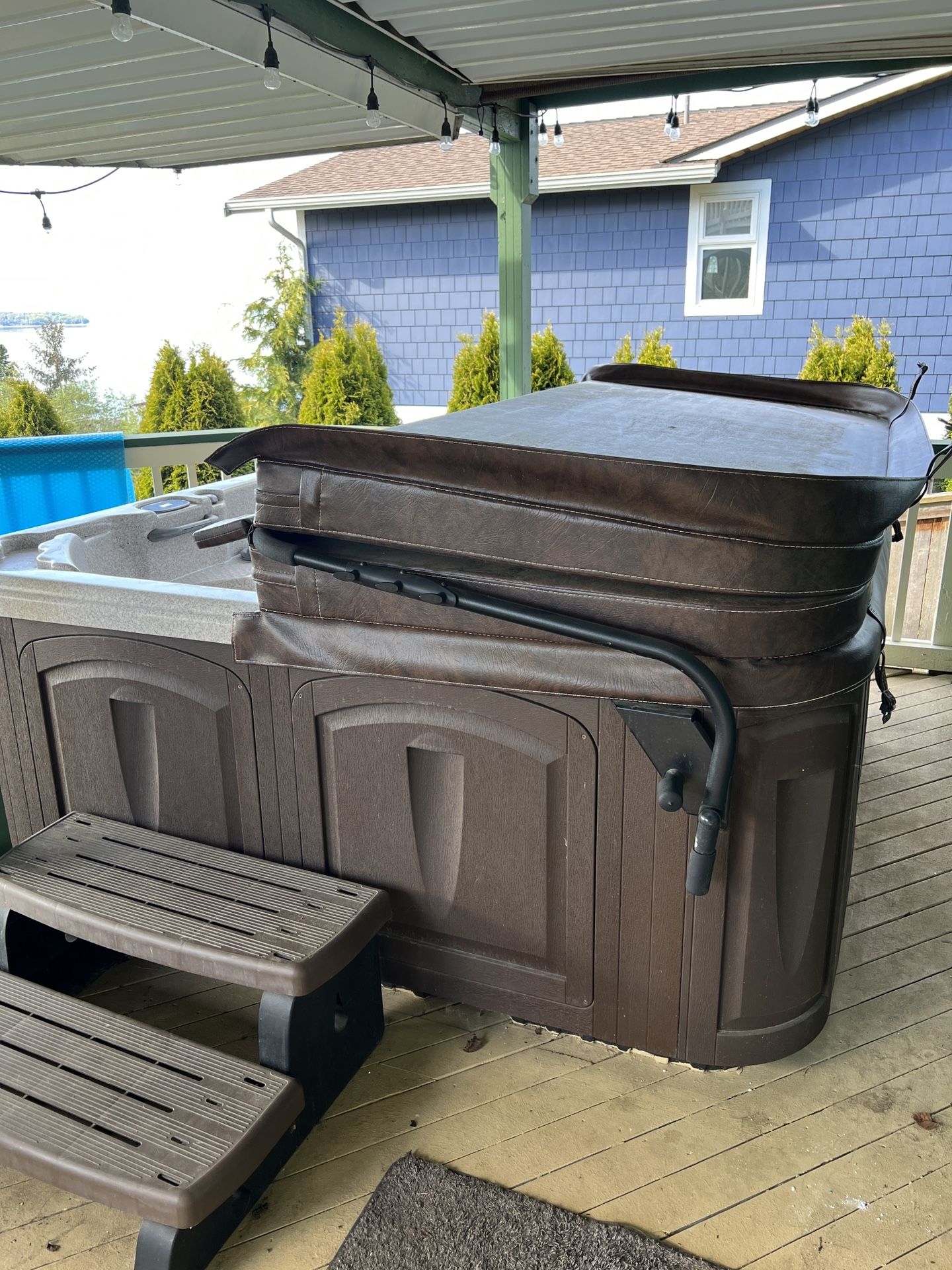 Pending: Clear Water Spa Hot Tub