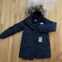 New - Size Medium - North Face Women's OuterBoroughs Long Parka Winter Jacket Coat Insulated - WITH CARRYING STRAPS!!