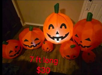7 ft pumpkins inflatable