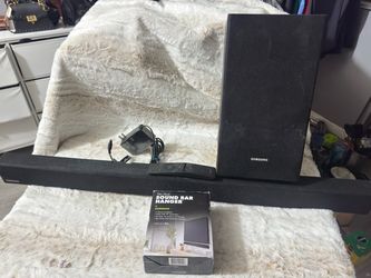 Samsung Soundbar with Subwoofer + Soundbar Hanger